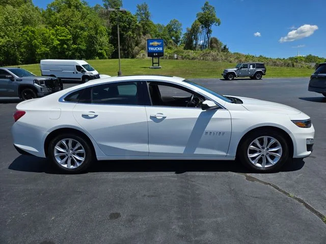 Used 2020 White Chevrolet LT image 12