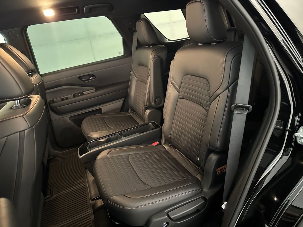Certified Used 2025 Black Nissan Rock Creek image 31