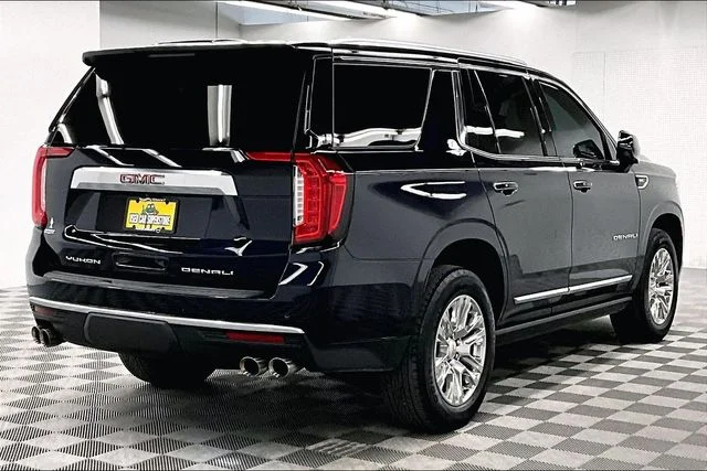 2023 GMC Yukon Denali - Photo 13
