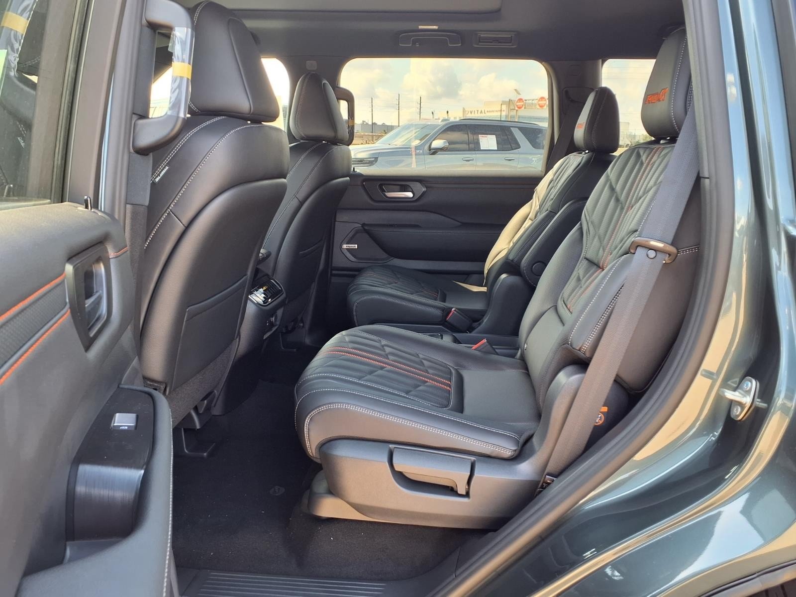2026 Nissan Armada PRO-4X® Black at Robbins Nissan