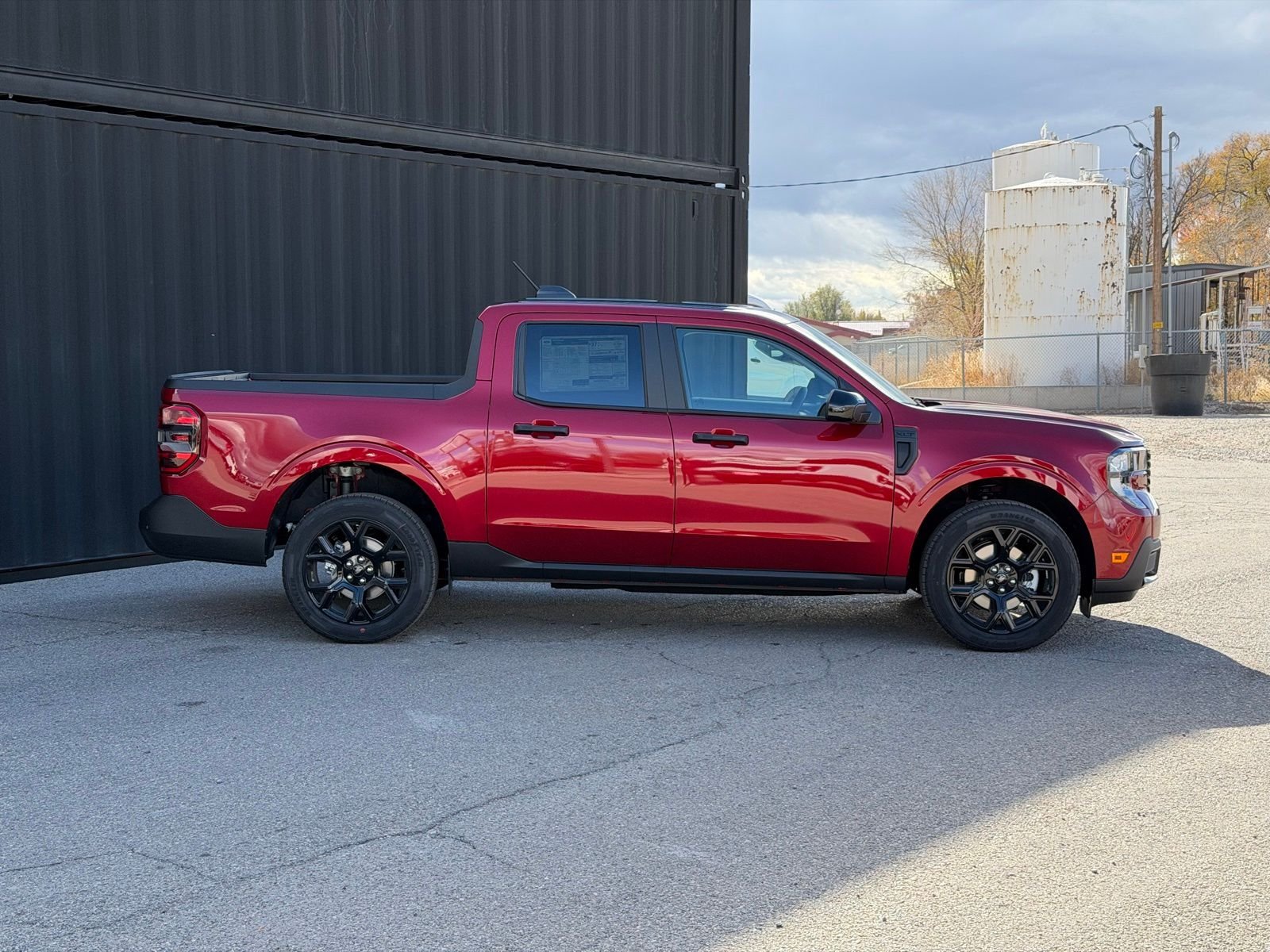 View vehicle photo 6