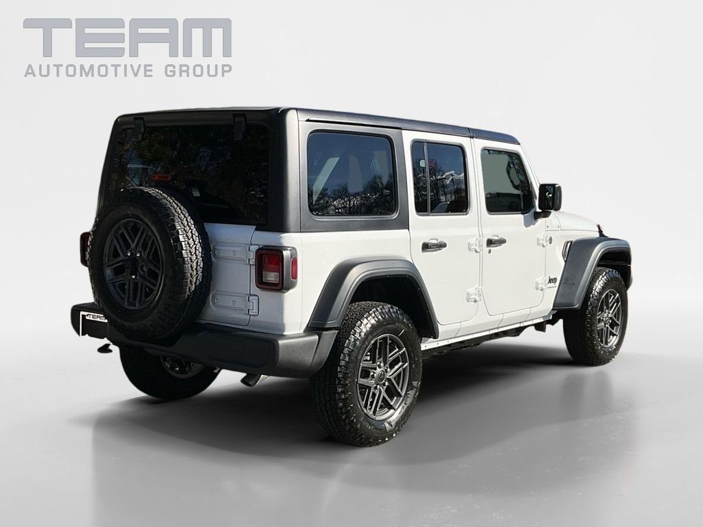 New 2026 Bright White Clear-Coat Exterior Paint Jeep Sport S image 7