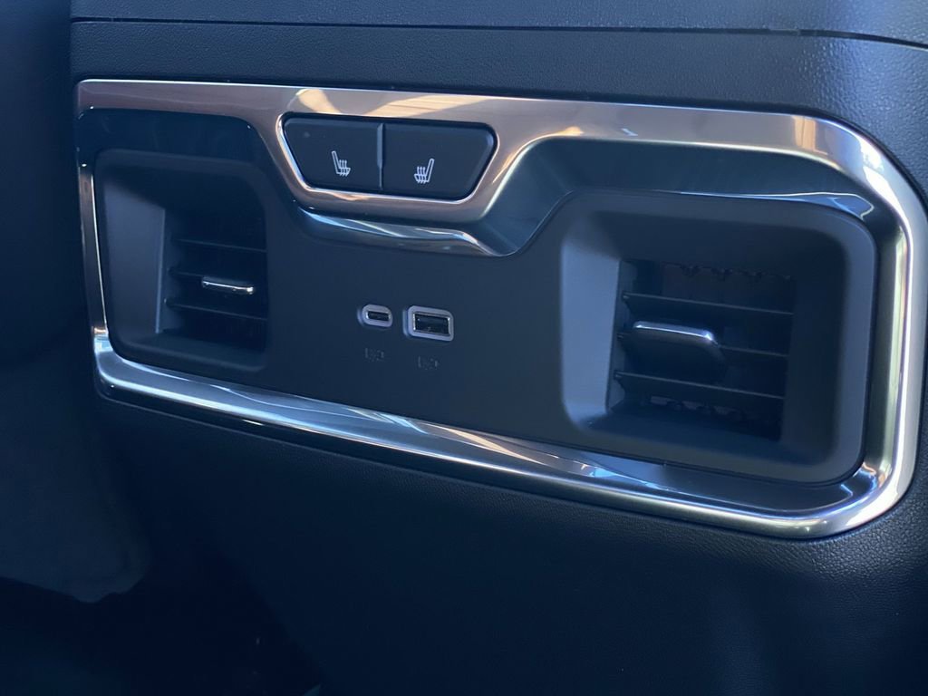 2026 GMC Sierra 3500HD Denali Ultimate - Photo 39