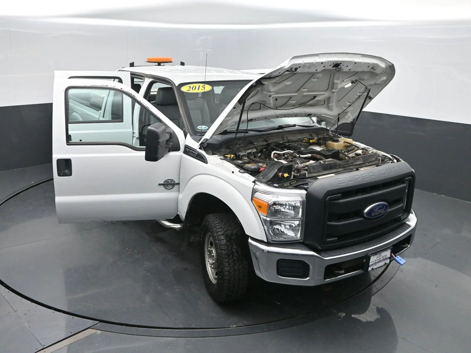 Used 2015 Oxford White Ford XL image 37