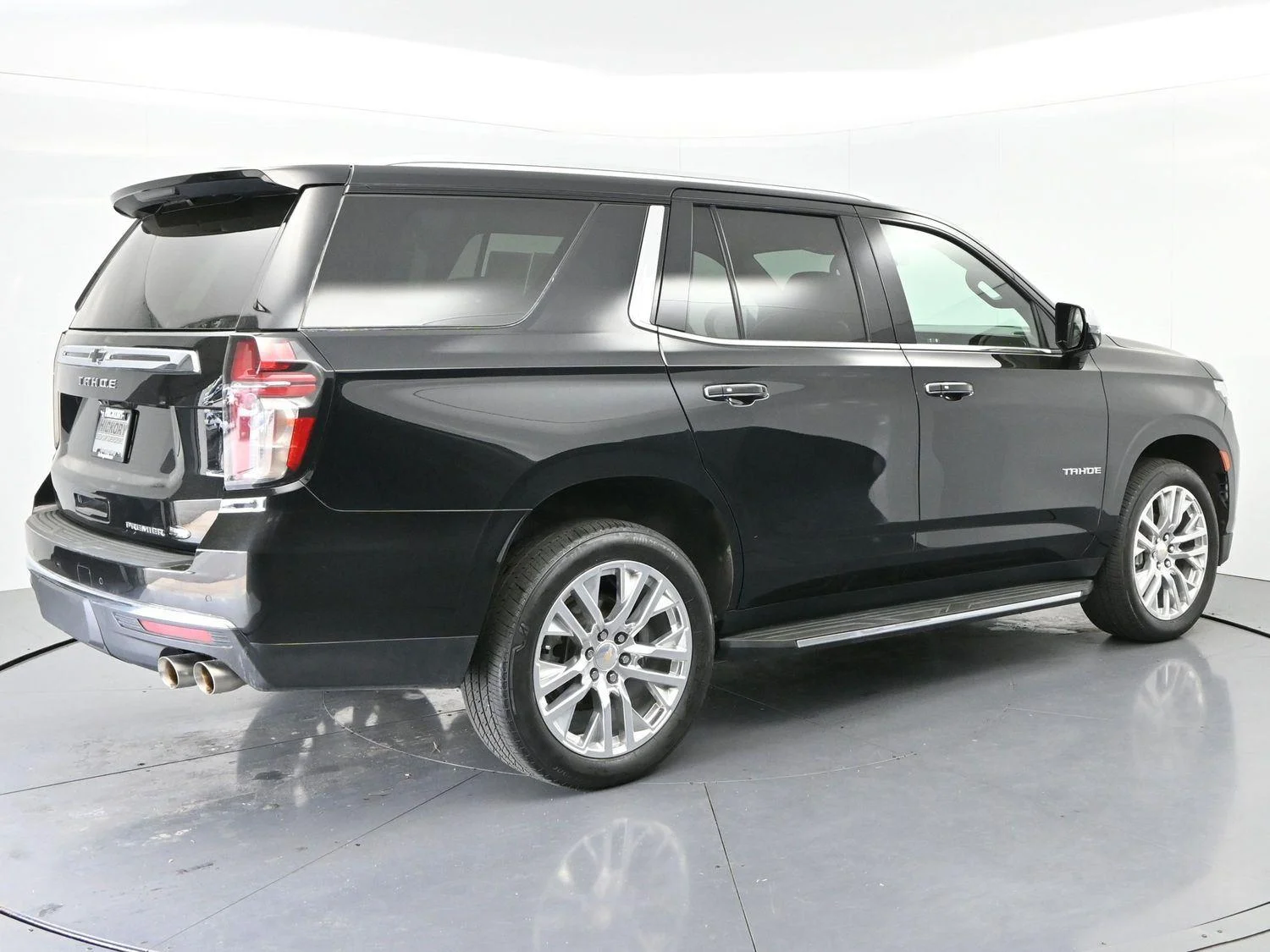 Used 2021 Black Chevrolet Premier image 7