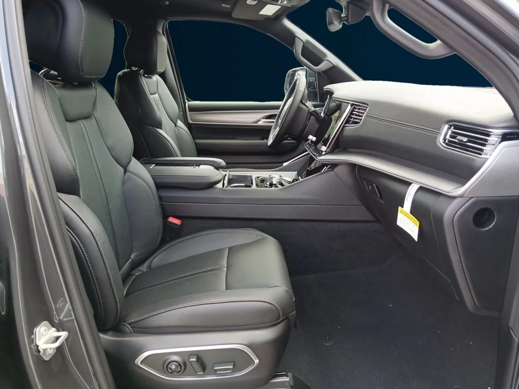 New 2026 Gray Jeep  image 17