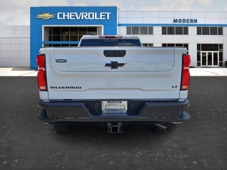 New 2026 Summit White Chevrolet LT image 4