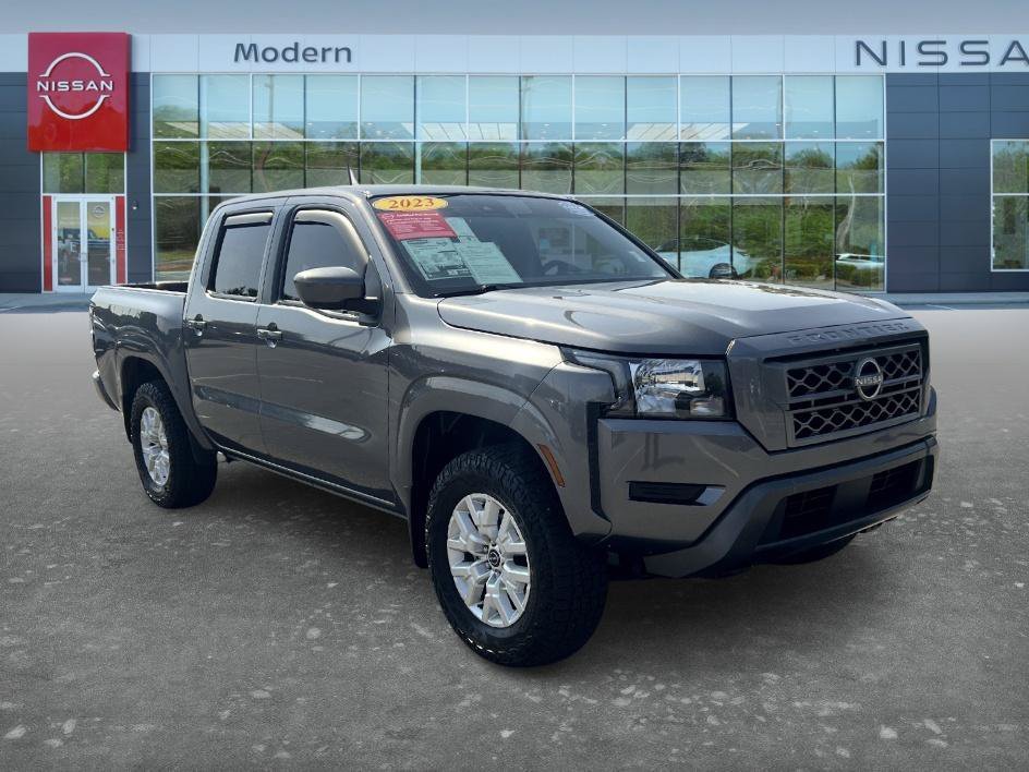 Used 2023 Gun Metallic Nissan SV image 3