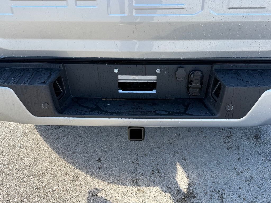 New 2026 Iconic Silver Metallic Ford XLT image 36