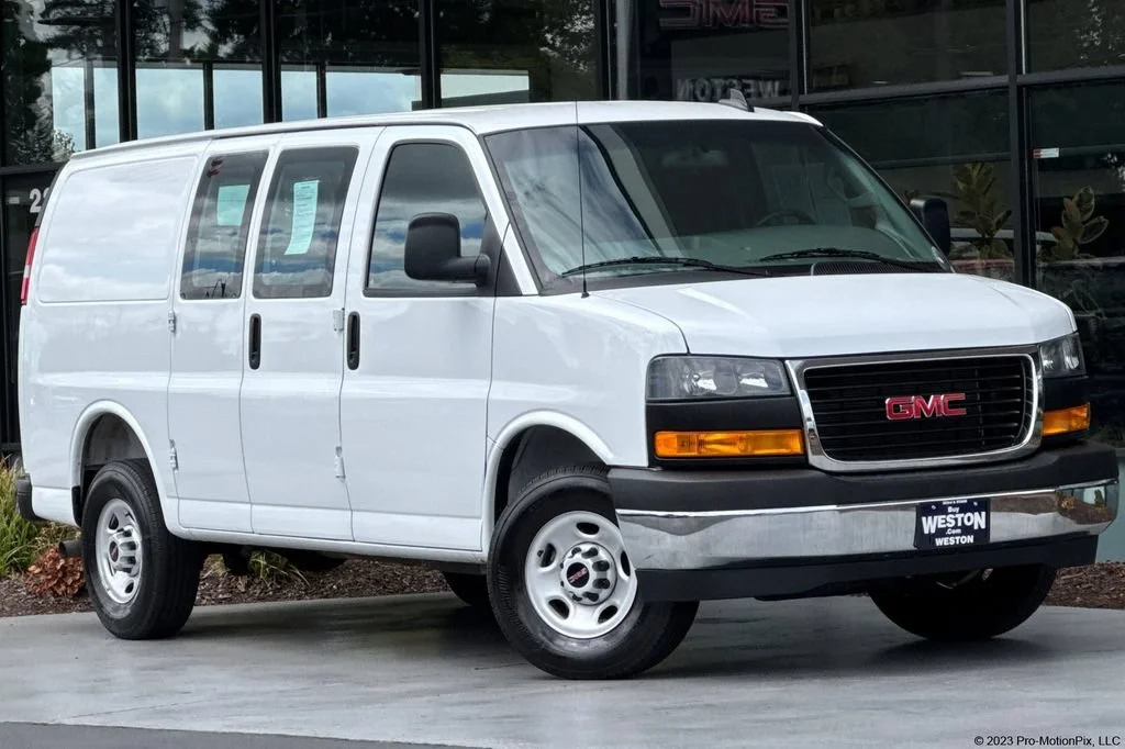 2025 GMC Savana Cargo