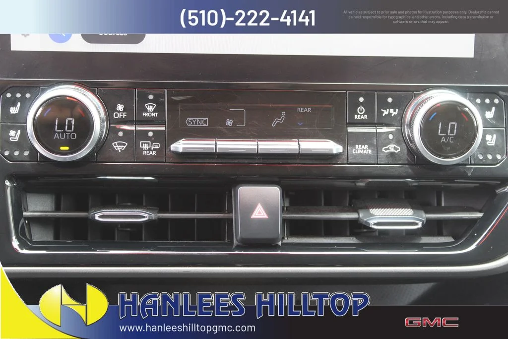 Used 2023  Toyota Limited image 27