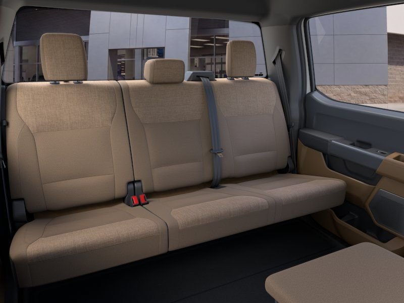 New 2026 Oxford White Ford F-250® XLT image 11