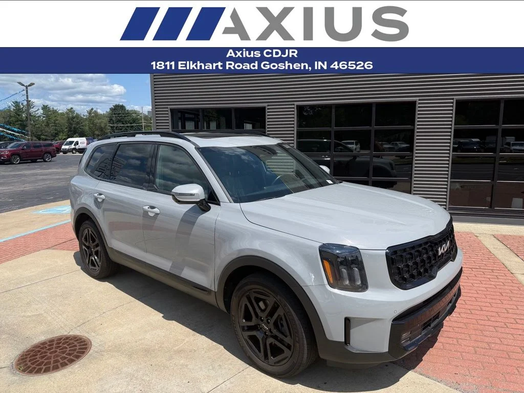 Used 2024 Gray Kia SX X-Line image 1