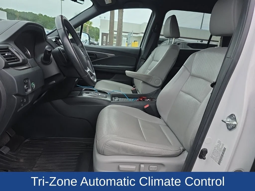 Used 2023 White Honda EX-L image 9