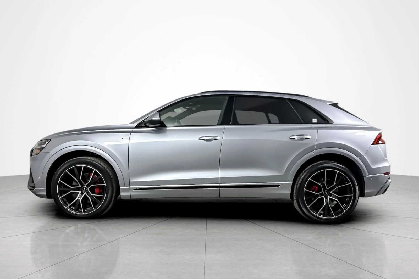 Used 2020 Florett Silver Metallic Audi Premium Plus 55 TFSI quattro image 2
