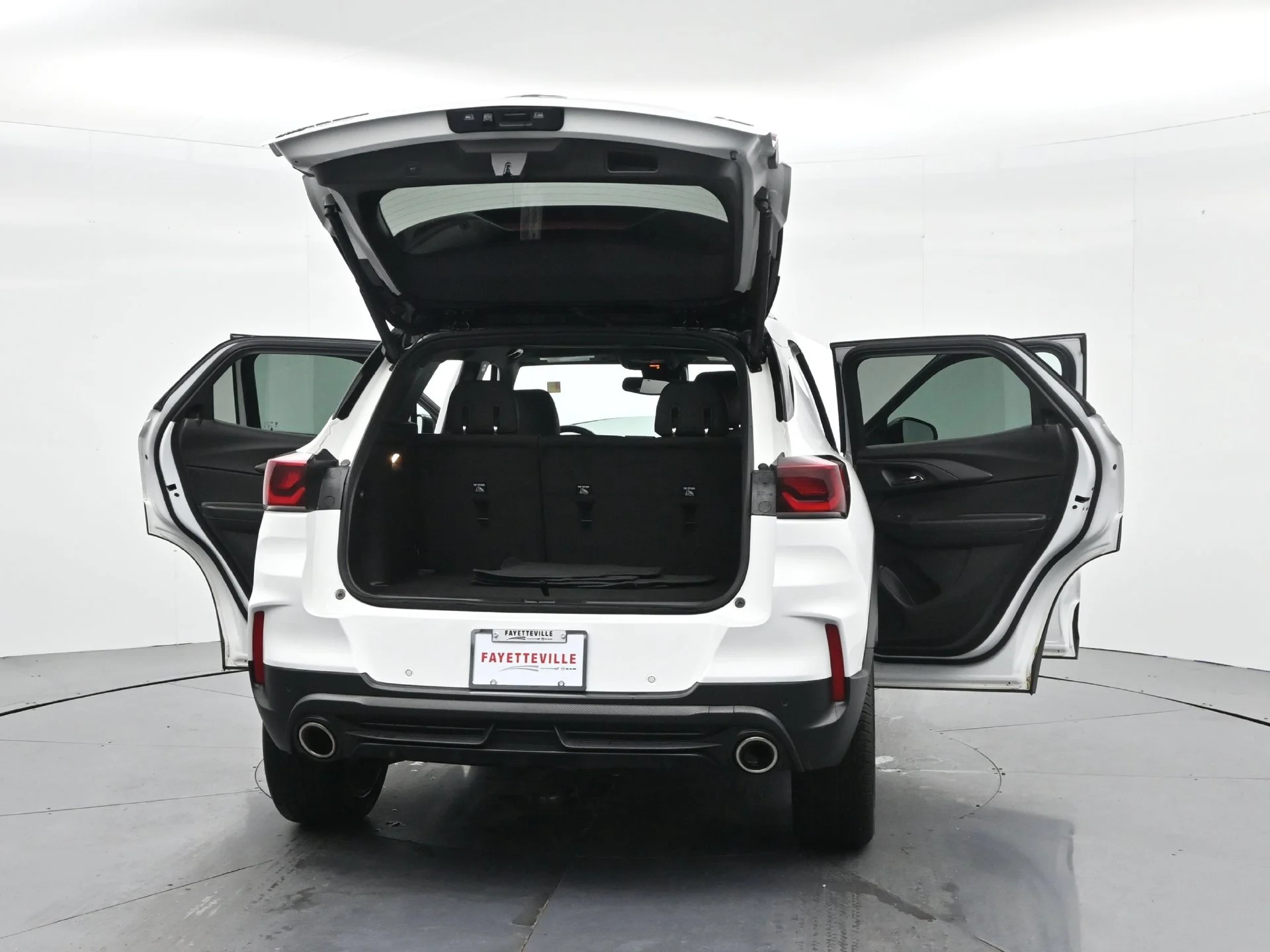 Used 2024 White Chevrolet RS image 42