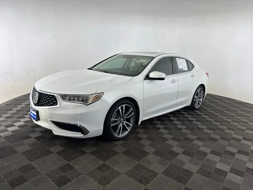 Used 2020  Acura 3.5L Technology Pkg image 3