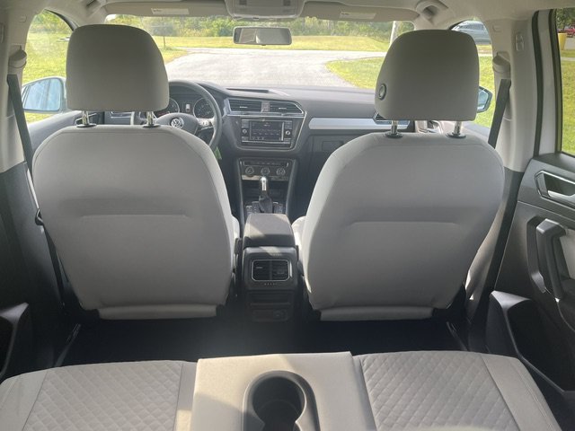 Used 2018 White Volkswagen S image 11