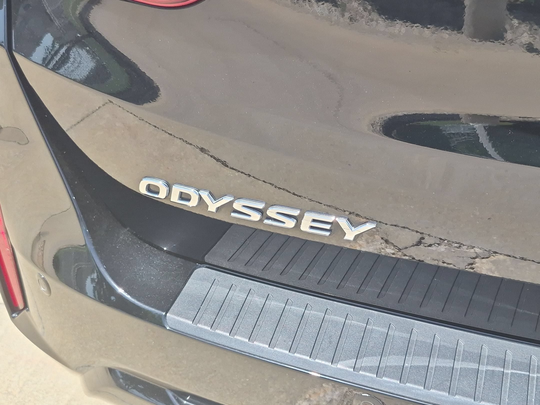2025 Honda Odyssey Touring - Photo 32