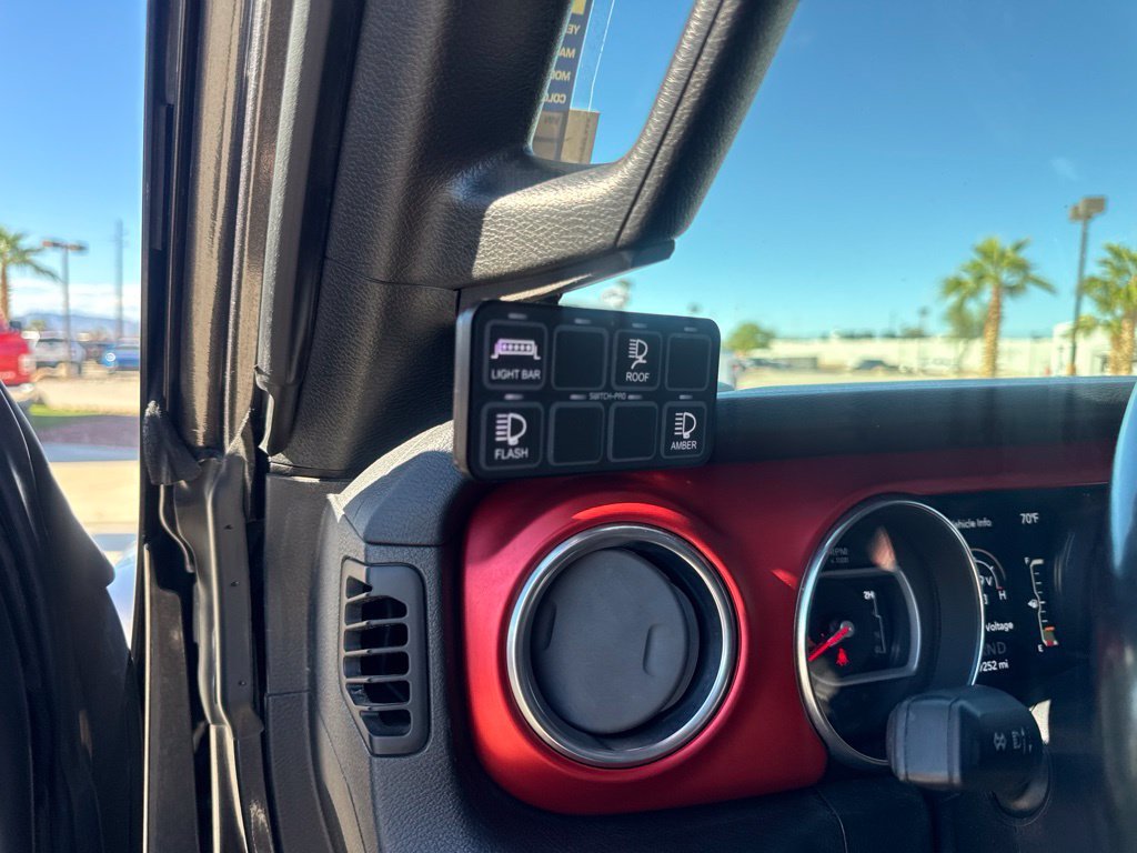 Certified Used 2021 Gray Jeep Rubicon image 20