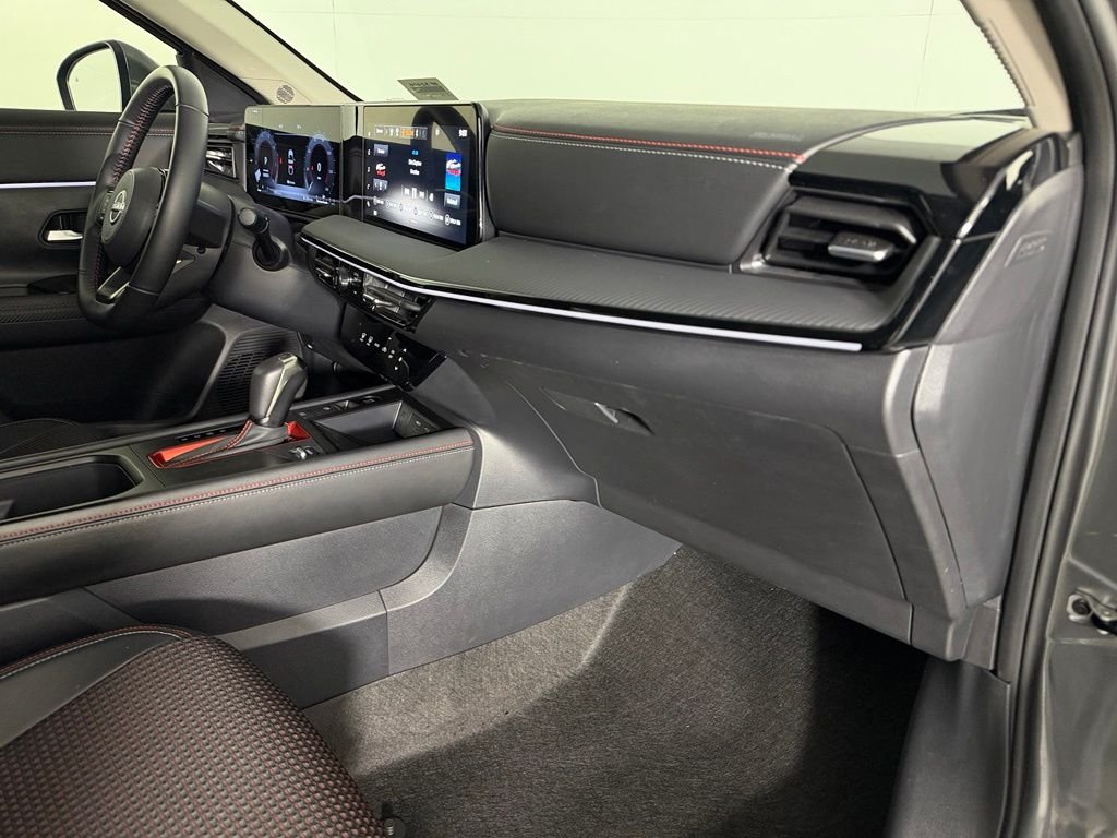Used 2025 Gun Metallic Nissan SR image 15