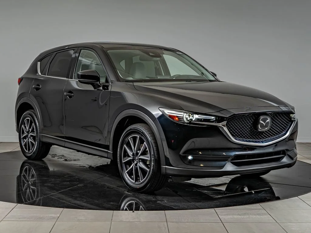 Used 2018 Jet Black Mica Mazda Grand Touring image 3