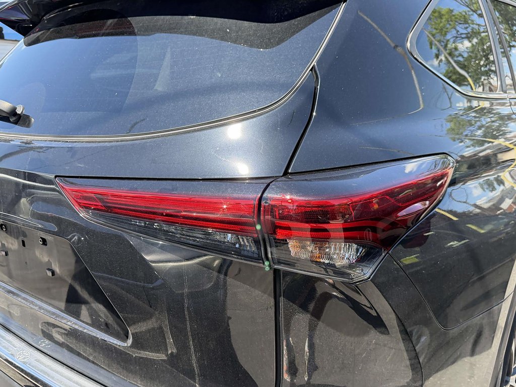 Used 2023 Midnight Black Metallic Toyota XLE image 11