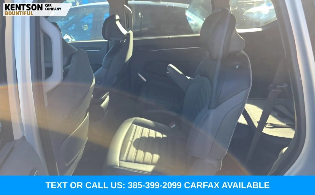 Used 2024 White Kia Land image 6