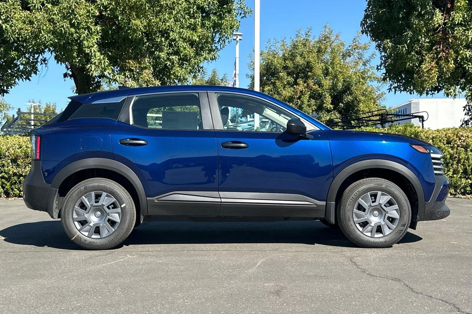 New 2027 Deep Blue Pearl Nissan S image 2