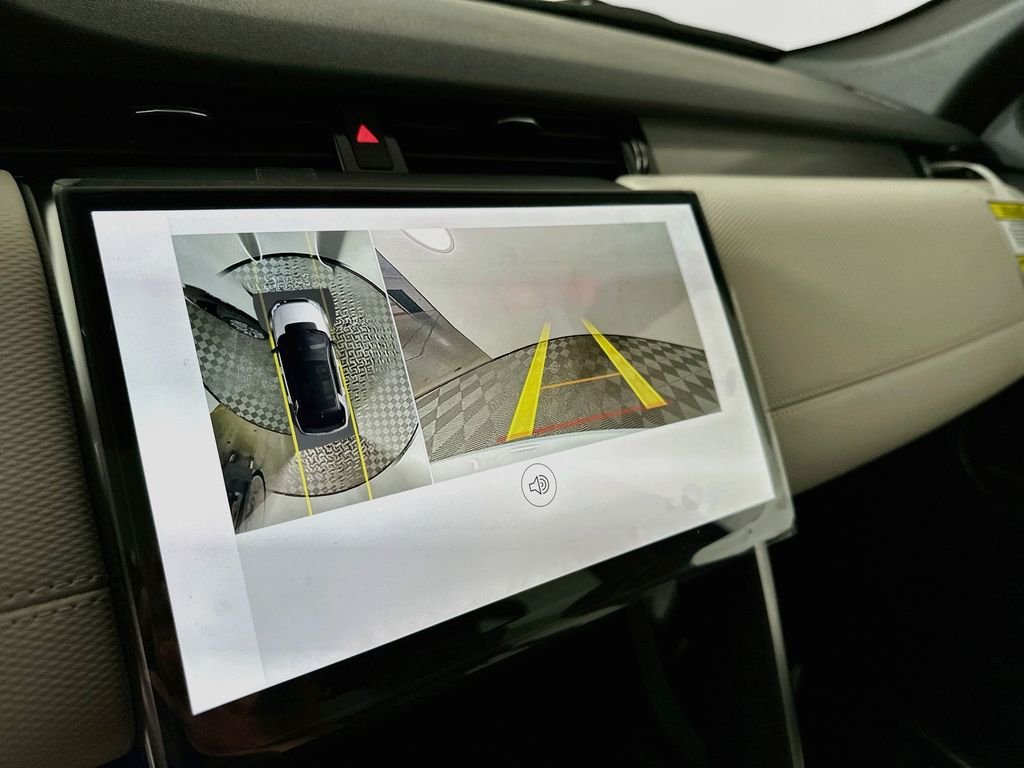 New 2026 Fuji White Land Rover Landmark image 19