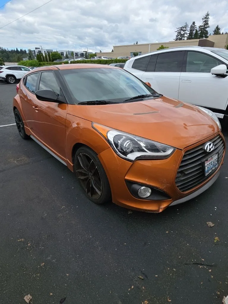2015 Hyundai Veloster's photo