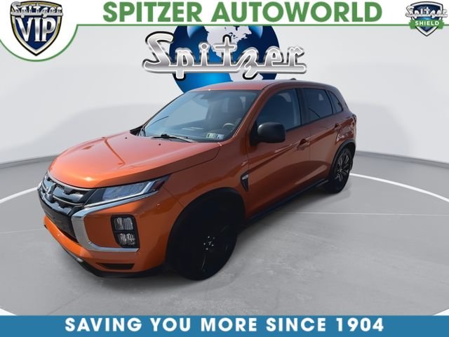 Used 2022  Mitsubishi  image 4