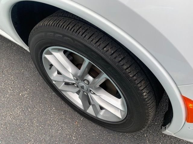 Certified Used 2025 White/off-white Dodge R/T Plus image 10