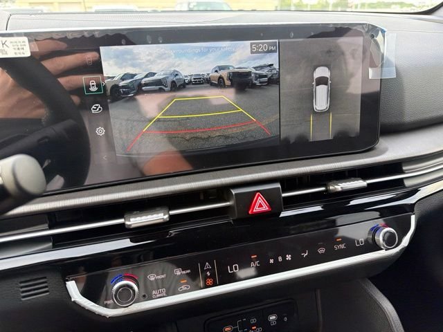 New 2026 Glacial White / Black Roof Kia X-Pro Prestige image 16