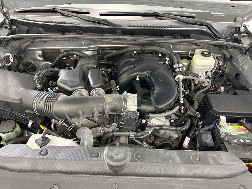 Used 2018 Classic Silver Metallic Toyota TRD Off Road Premium image 27