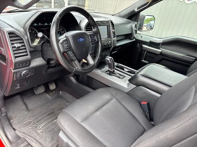 Used 2020 Red Ford XLT image 19