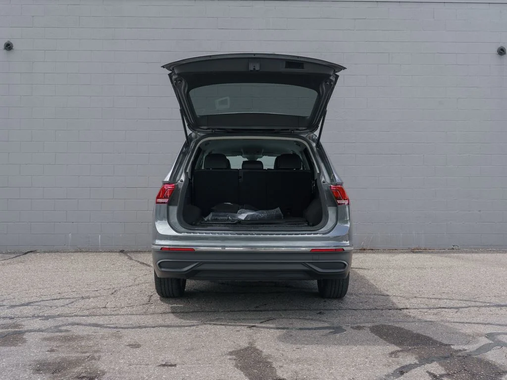 Certified Used 2023 Platinum Gray Metallic Volkswagen 2.0T SE image 14