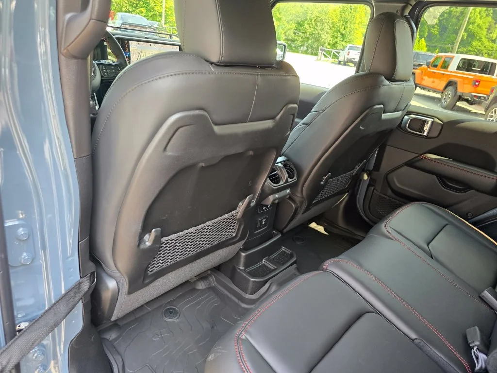 New 2026 Gray Jeep Moab 392 image 25