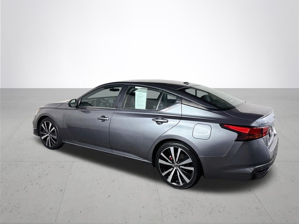 Used 2020 Gun Metallic Nissan 2.5 SR image 8