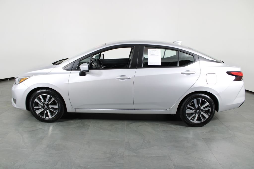 2025 Nissan Versa Sedan SV - Photo 11