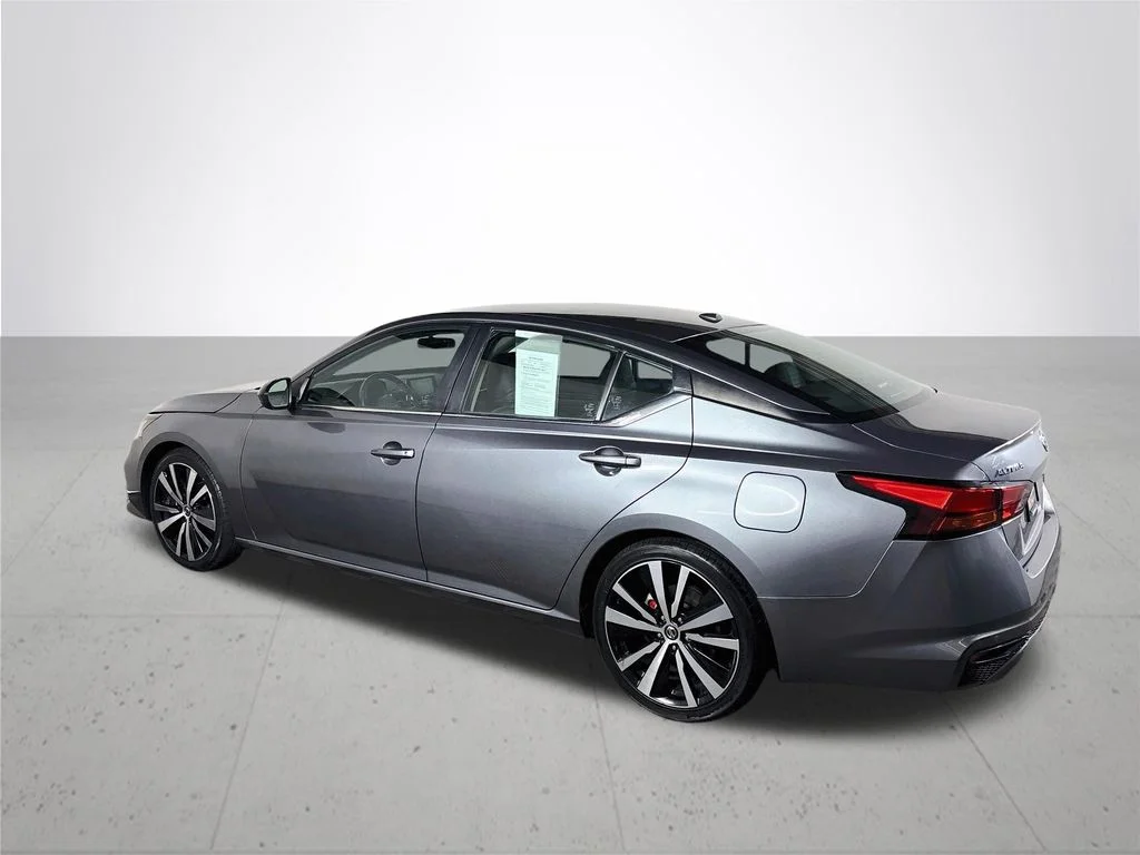 Used 2020 Gray Nissan 2.5 SR image 8