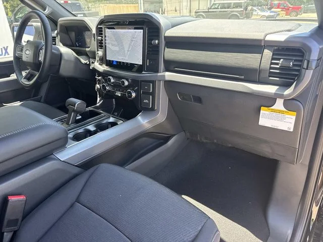 New 2026 Agate Black Metallic Ford XLT image 24