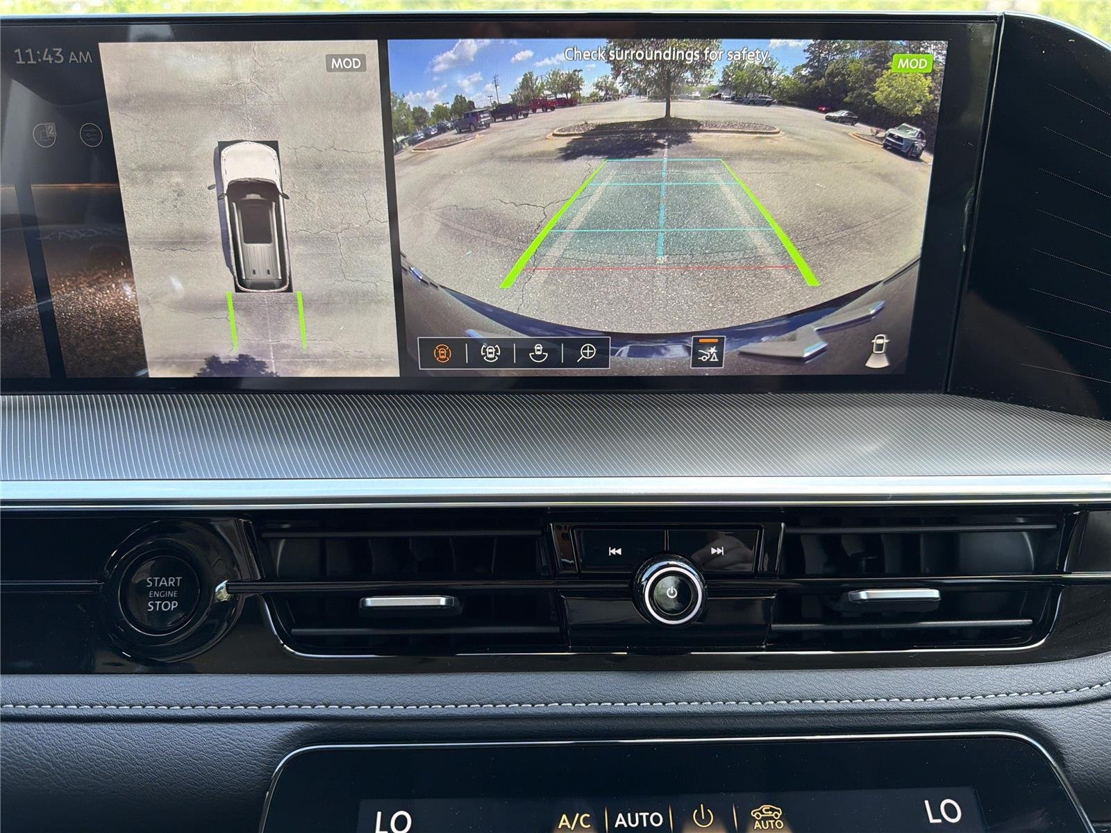 New 2026 BLACK OBSIDIAN INFINITI Luxe 4WD image 3