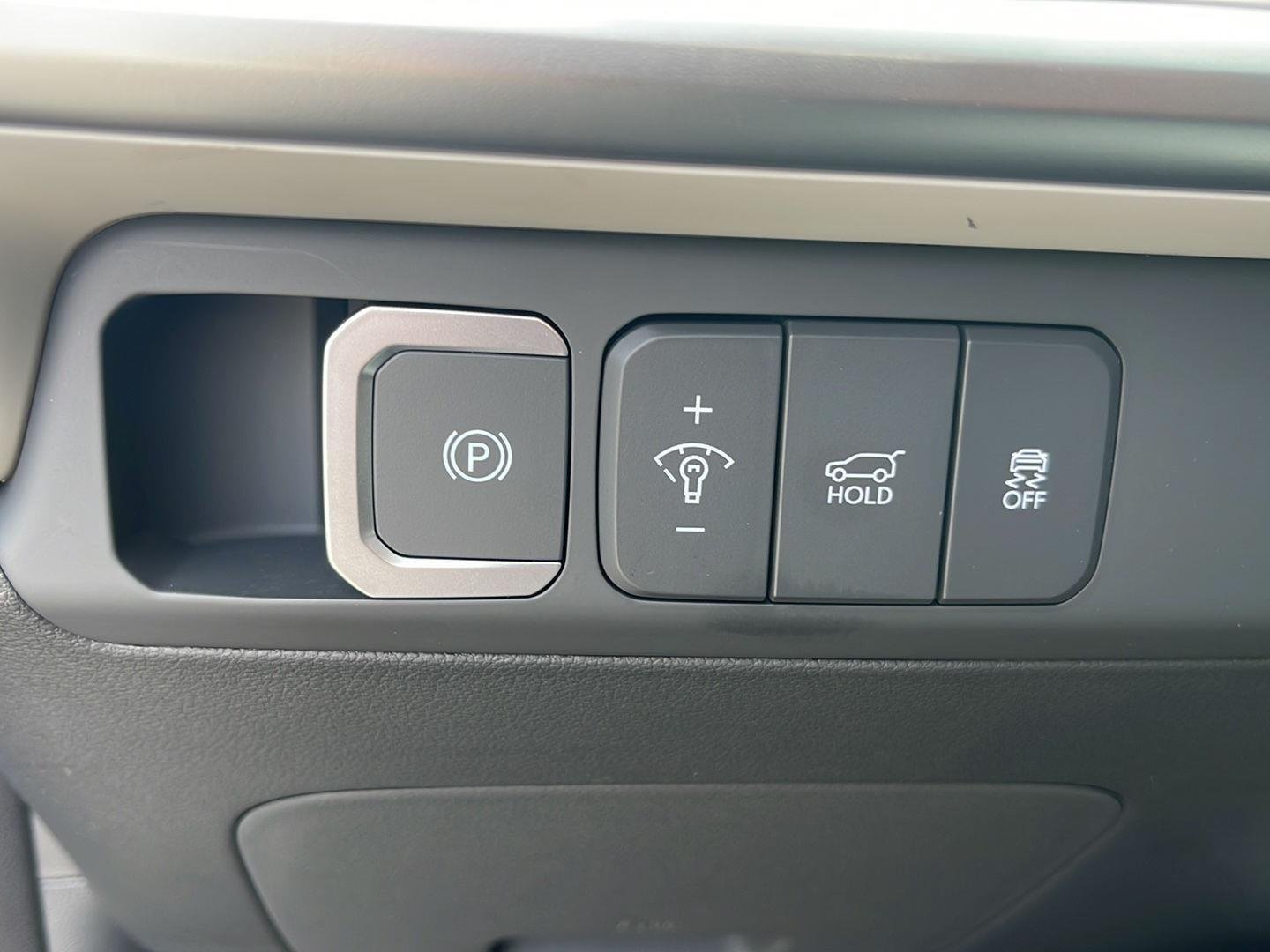 New 2026 Rockwood Green Hyundai SEL AWD image 26