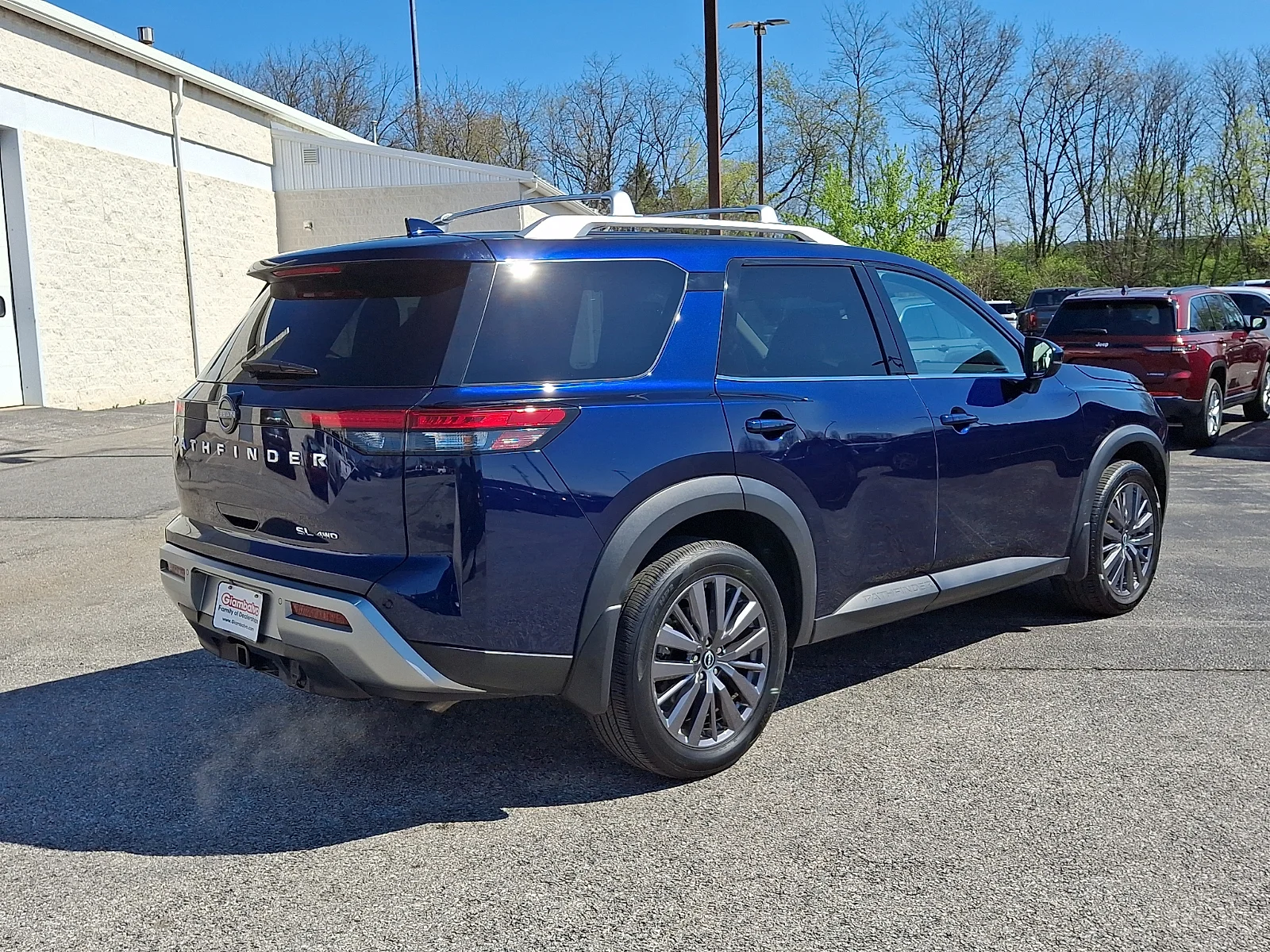 Used 2023 Blue Nissan SL image 12