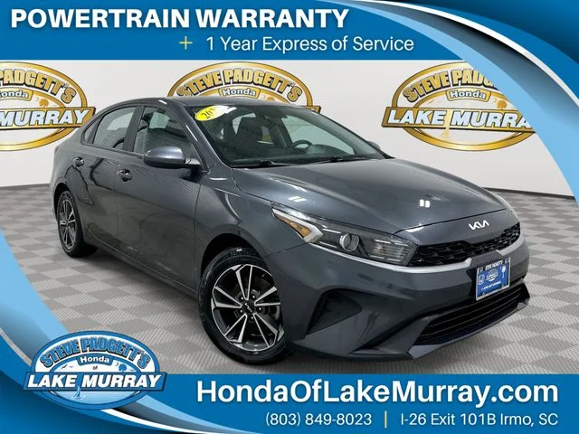 2022 Kia Forte LXS AT's photo