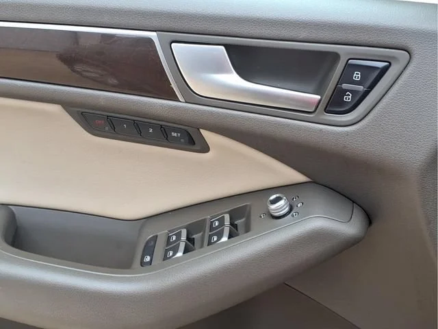 Used 2013  Audi Premium Plus image 16