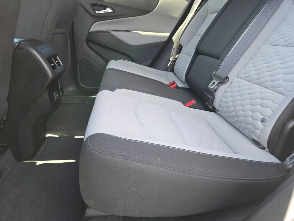Used 2020 SUMMIT WHITE Chevrolet LT image 11