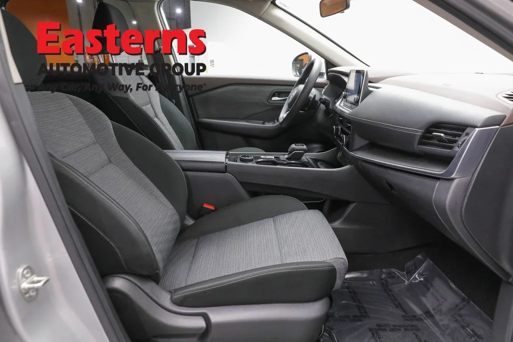 Used 2023 Silver Nissan SV image 24
