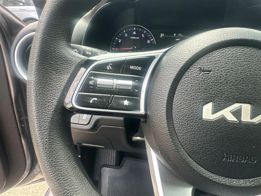 Used 2024 Gray Kia LXS image 13